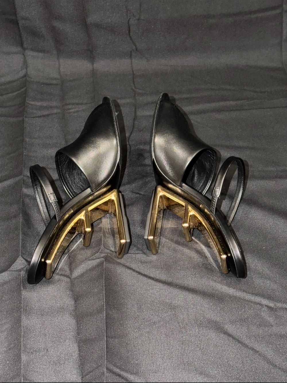 Authentic Fendi Black Leather Open-Toe Sandals with Sculptural Gold Heel - Picture 5 of 7